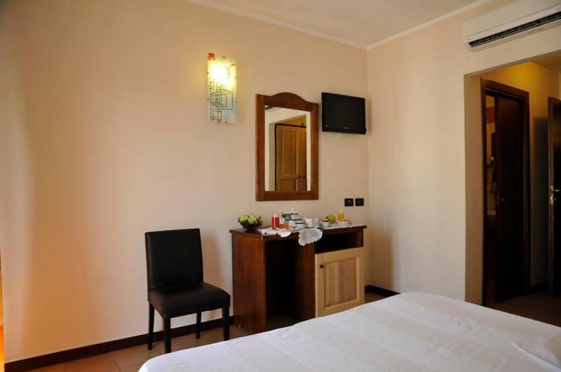 Hotel Fly คาโซริอา ห้อง รูปภาพ