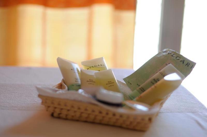 Hotel Fly คาโซริอา ภายนอก รูปภาพ